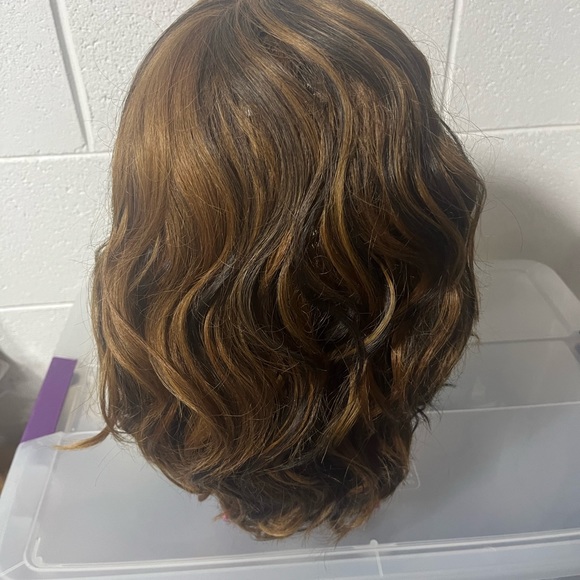 NWT Vivica A Fox Amore Mio Fajar Wig - Picture 4 of 5